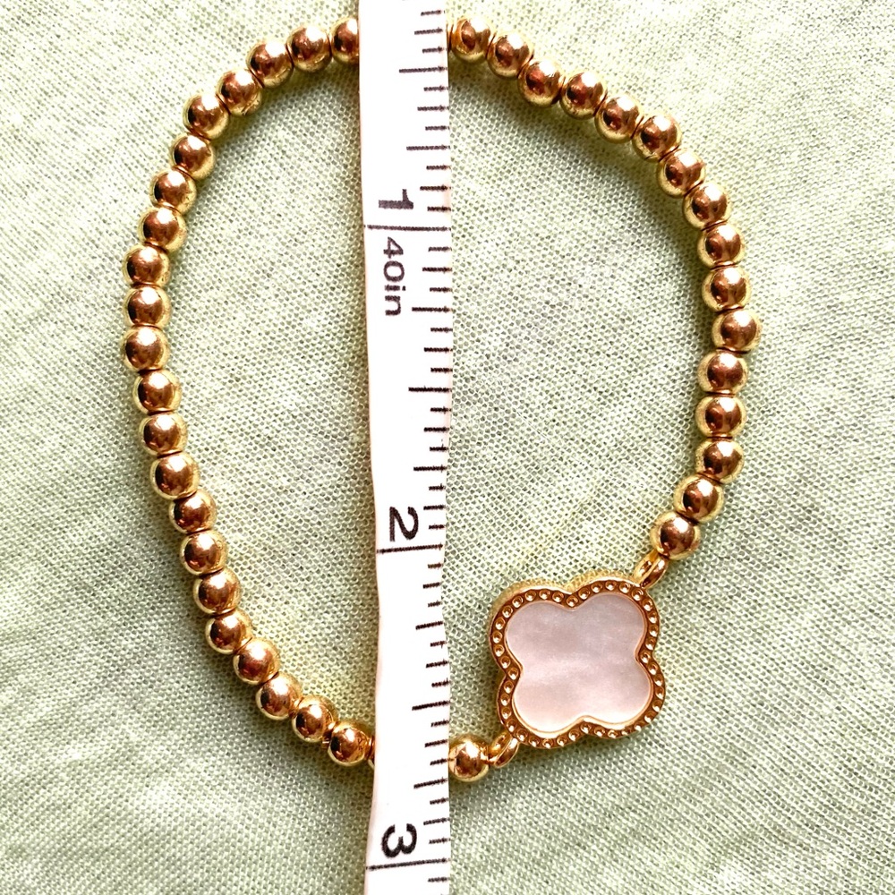 MOP Clover Gold Beaded Bracelet New - Picture 3 of 4
